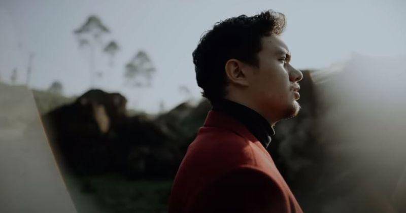 Youtube.com/nyomanpaulvevo